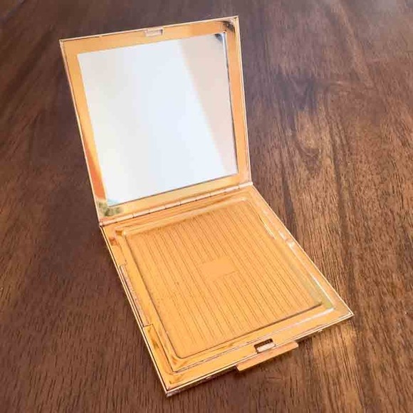 1940's Elgin American Compact Chicago Motor Club Honor Member Powder Compact - Picture 4 of 12